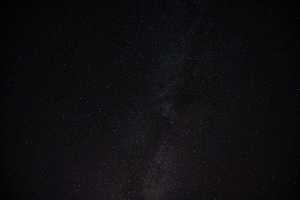 A mesmerizing view of a dark starry night sky filled with twinkling stars. Espace 4K