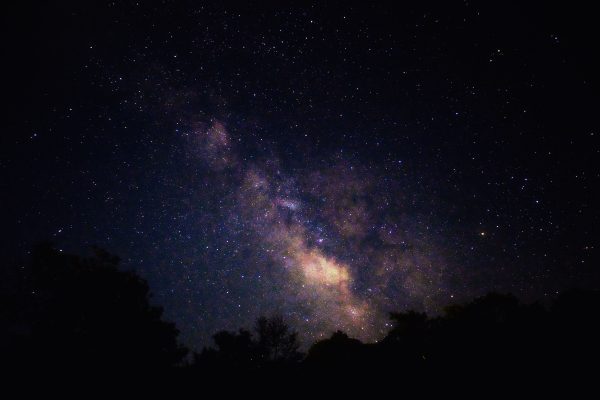 Beautiful Milky Way and starry night sky captured in the rural landscape of Telavi, Georgia. Espace 4K