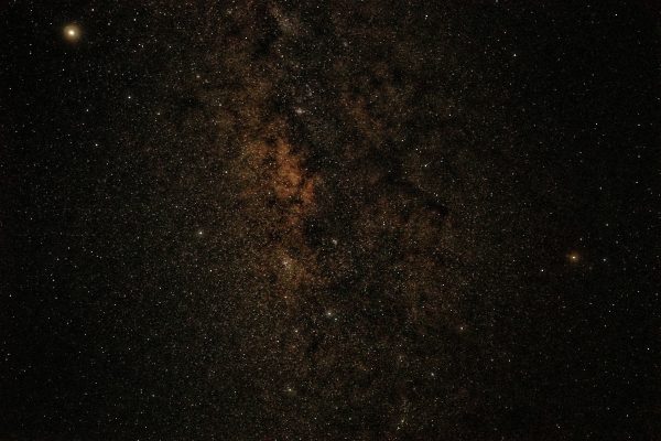 Explore a stunning view of a galaxy filled with countless stars, perfect for space enthusiasts. Espace 4K
