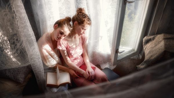 Women, model, books Women 4K